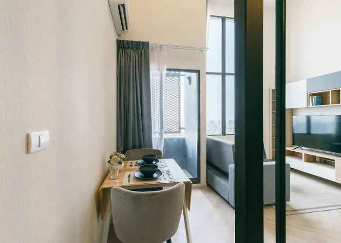 Luxury Loft Duplex With Luxurious Views! Apartment Bangkok